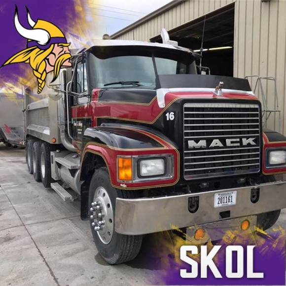 Meet your Posher, Daniel - Picture 1 of 1